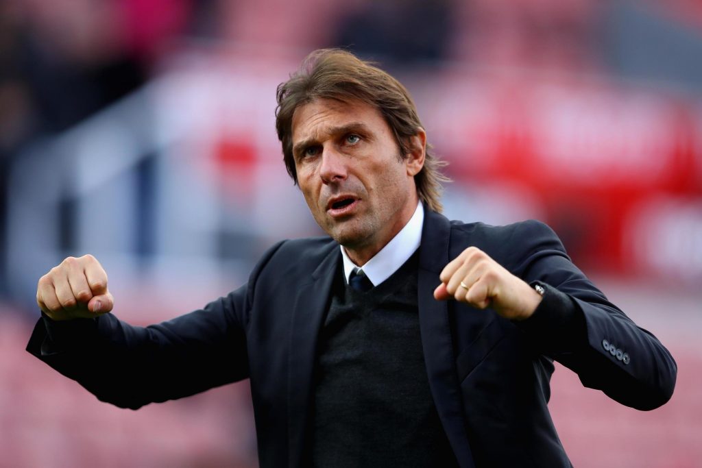 Pelatih Chelsea, Antonio Conte menilai anak asuhnya harus mulai bersikap realistis mengenai peluang mempertahankan gelar Liga Inggris musim ini.
