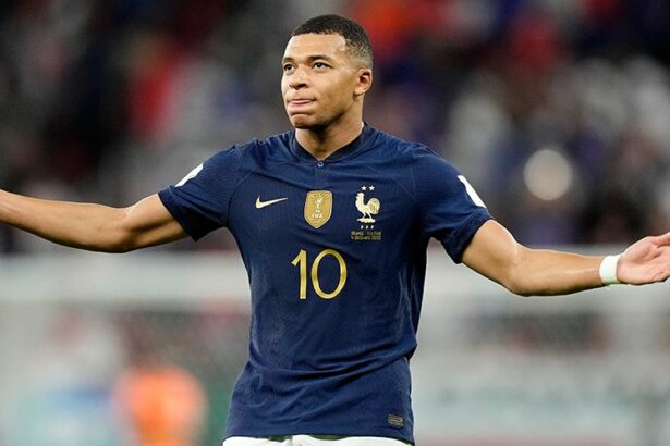 Tiga Klub Siap Berebut Kylian Mbappe Setelah Tolak Kontrak Psg